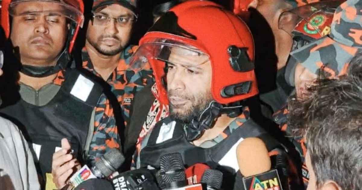 পাঁচ ঘণ্টার প্রচেষ্টায় কড়াইলের আগুন নিয়ন্ত্রণে, পুড়ল ১৫০০ ঘর