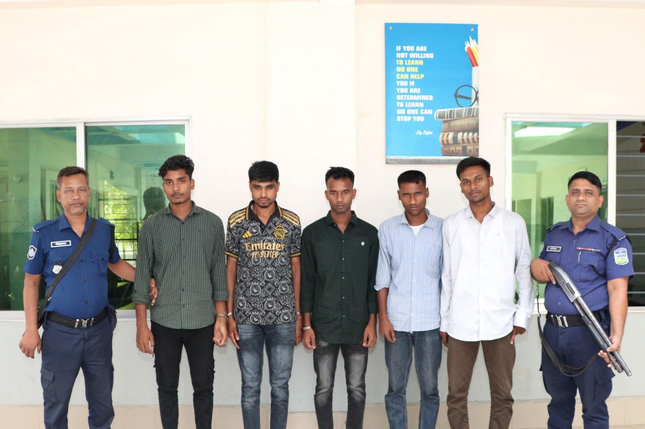 শেরপুরে কনস্টেবল নিয়োগ পরীক্ষায় ডিজিটাল জালিয়াতি, ধরা খেল ৫ পরীক্ষার্থী